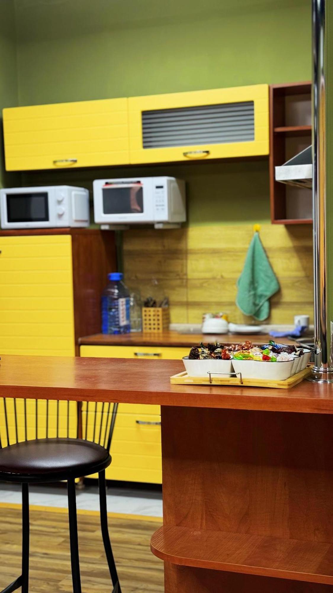 Hostel Kochevnik Capsule Hotel Ałma Ata Zewnętrze zdjęcie