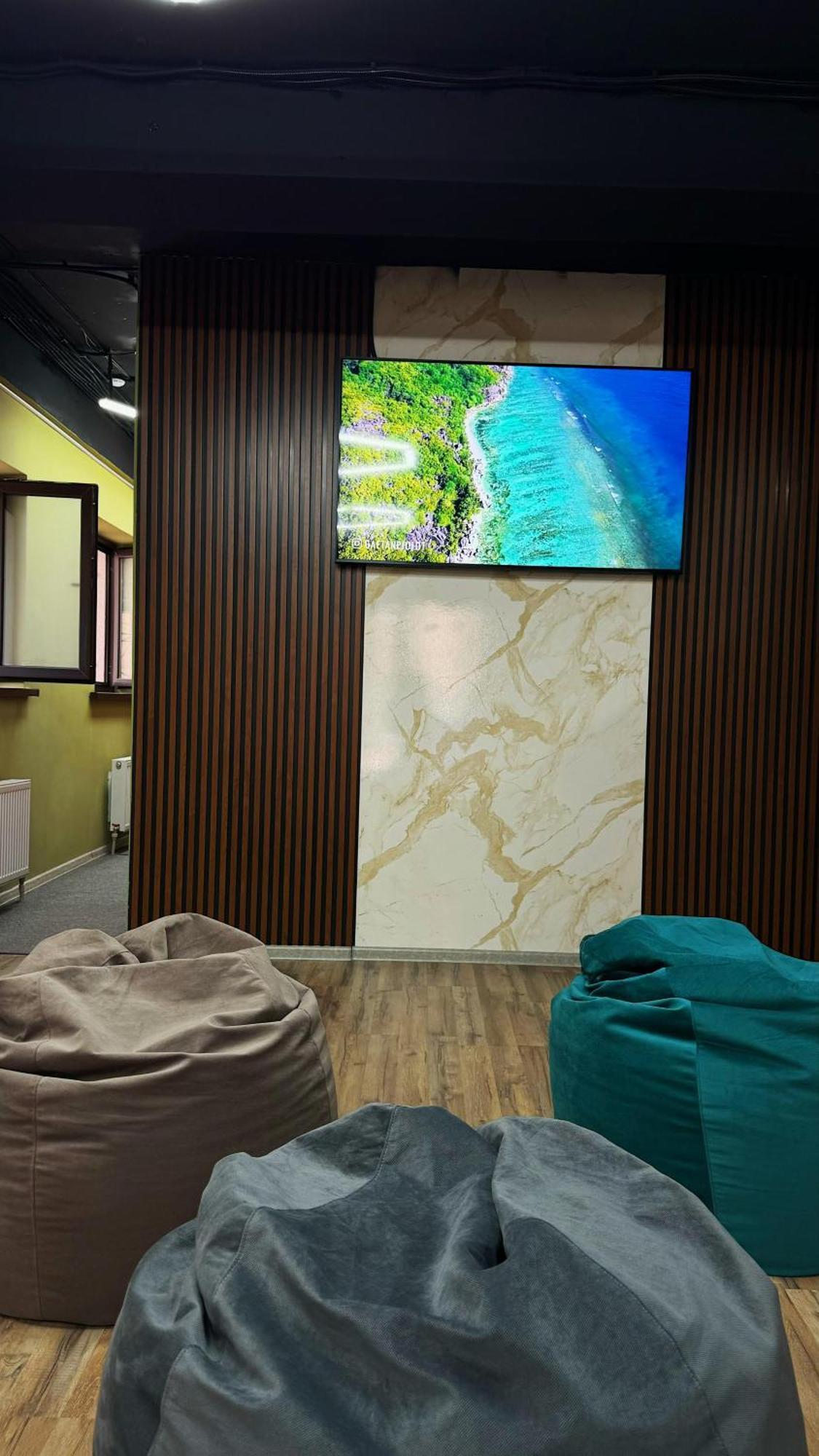 Hostel Kochevnik Capsule Hotel Ałma Ata Zewnętrze zdjęcie