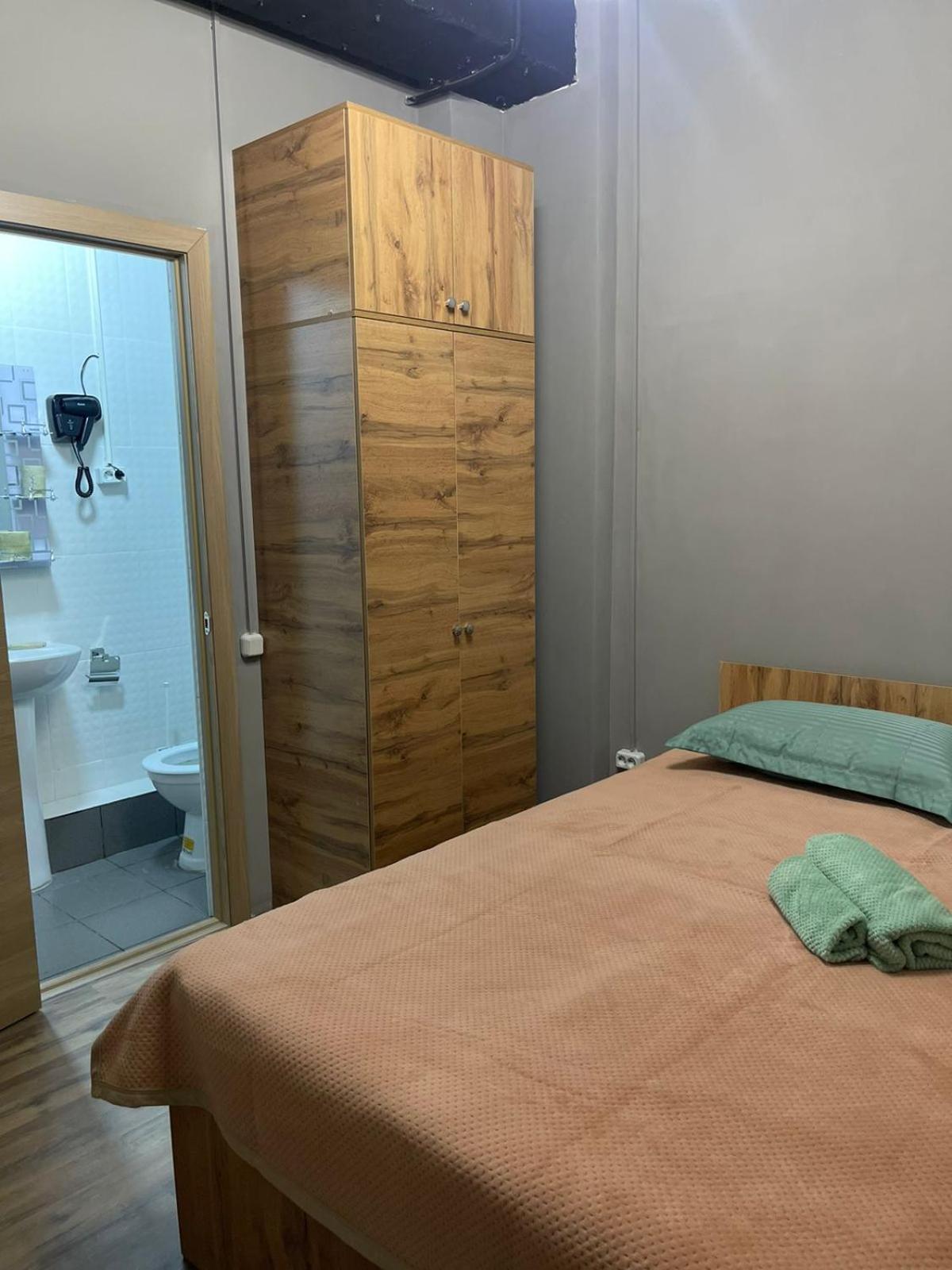 Hostel Kochevnik Capsule Hotel Ałma Ata Zewnętrze zdjęcie