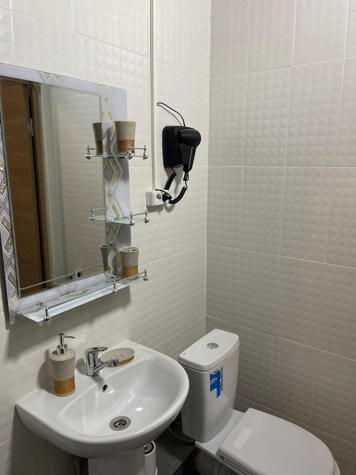 Hostel Kochevnik Capsule Hotel Ałma Ata Zewnętrze zdjęcie