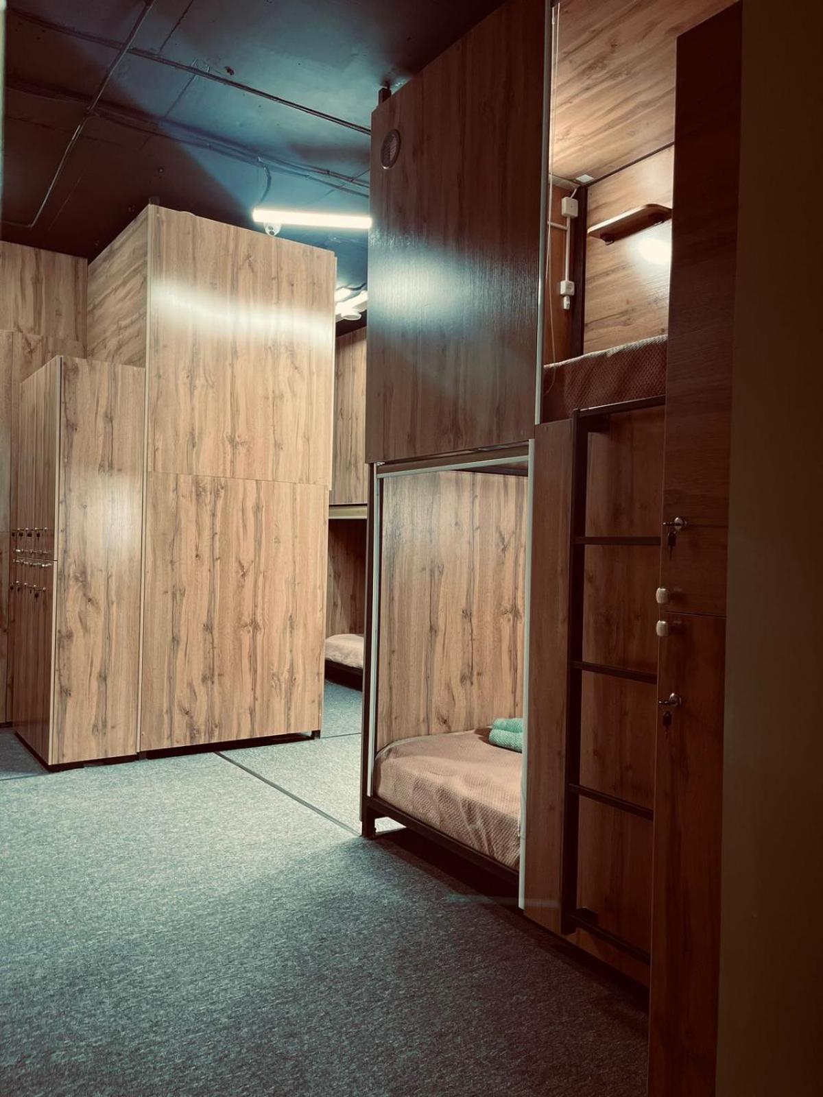 Hostel Kochevnik Capsule Hotel Ałma Ata Zewnętrze zdjęcie